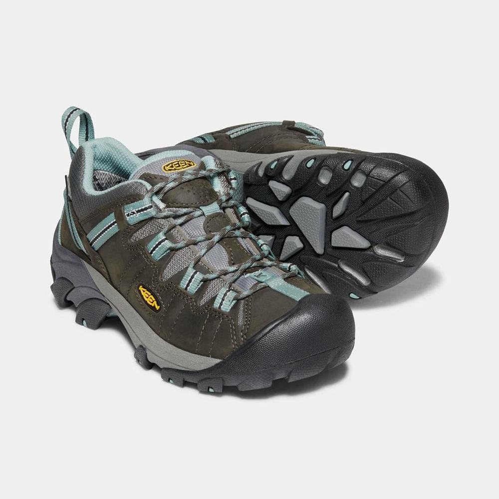 KEEN Utility zapatos livianos para senderismo para mujer